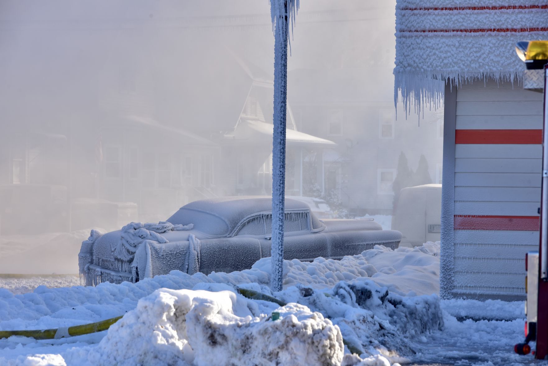 Fire Fighters battle Extra Alarm fire in Frigid Weather